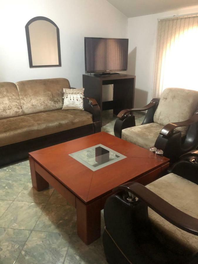 Hotel White House Kŭrdzhali Extérieur photo